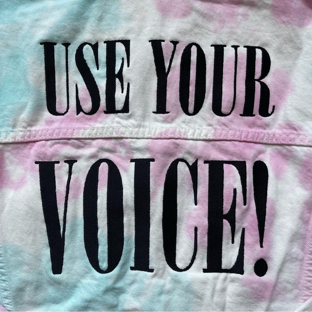 PRIDE OVERSIZED TRUCKER JEAN DENIM JACKET MENS SIZE TIE DYE METAL BUTTONS PINK - Picture 5 of 8